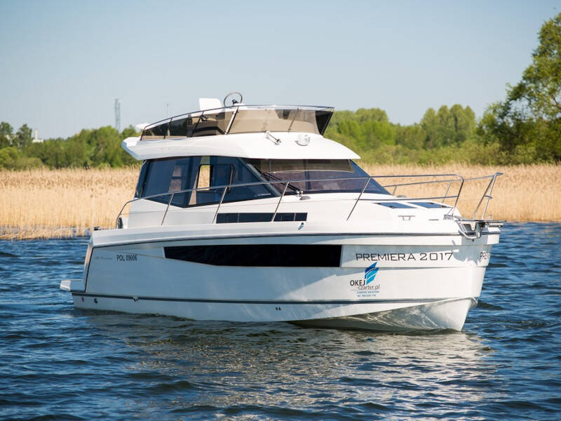 Platinum 989 Platinum 989 Flybridge (Premiera)