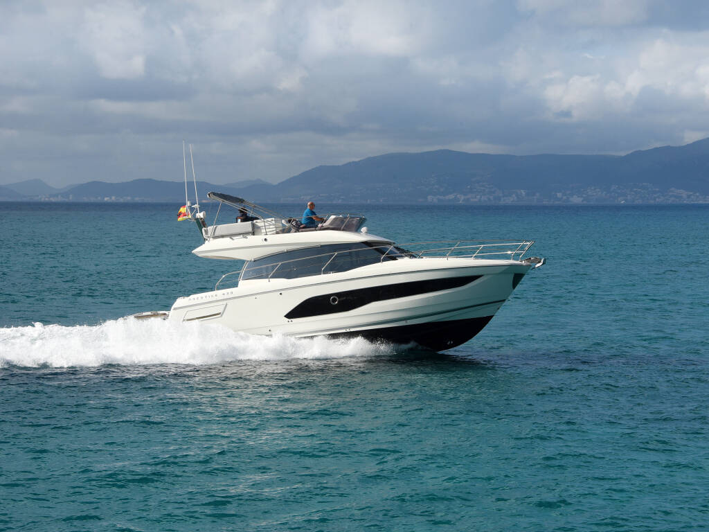 Prestige 420 Fly • MY LOVE II