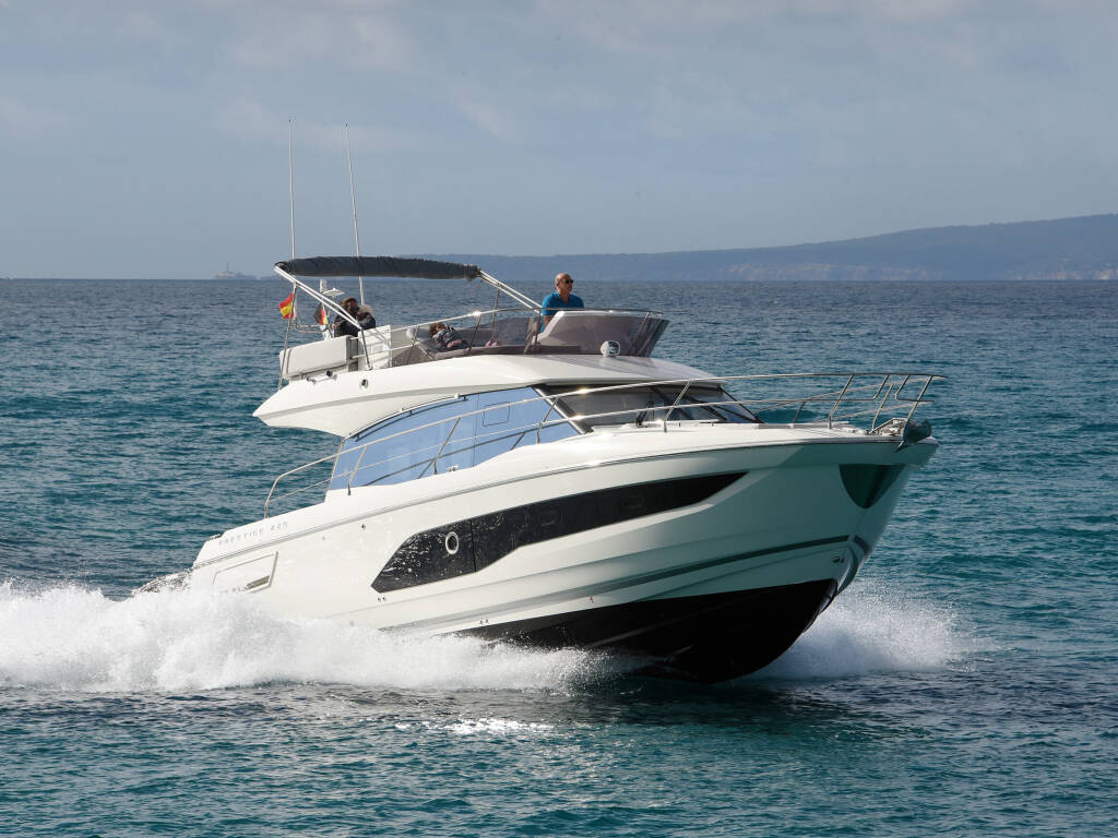 Prestige 420 Fly MY LOVE II