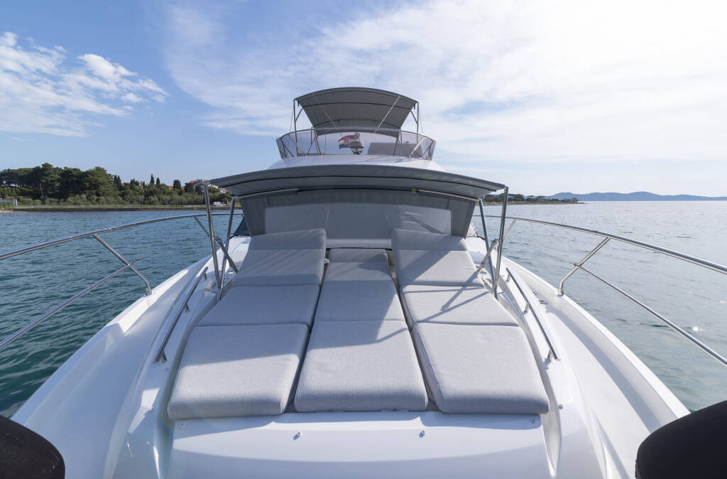 Prestige 460 Adudu 2