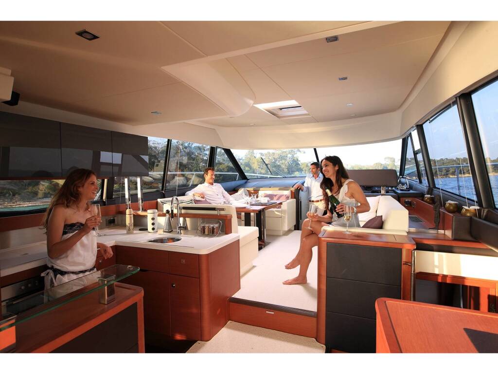 Prestige 550 Fly Very Bery