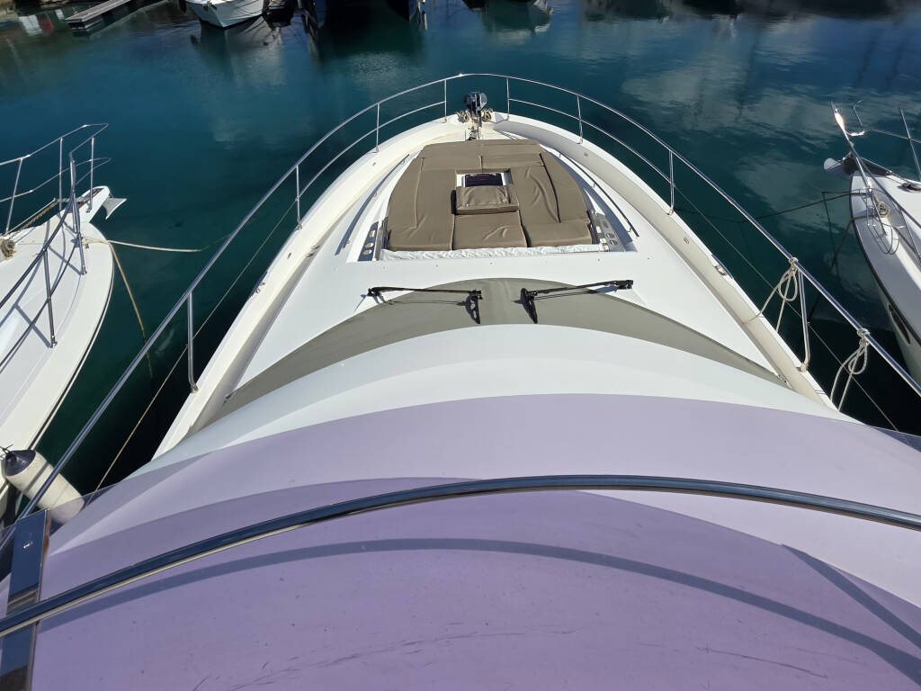 Prestige 550 Fly Very Bery