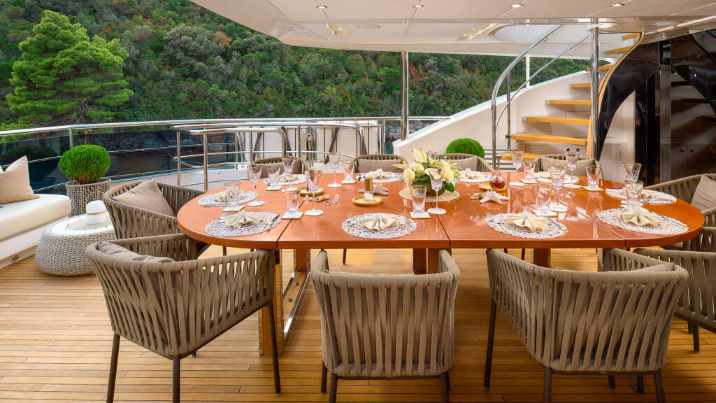 Princess 40m Mirage IV