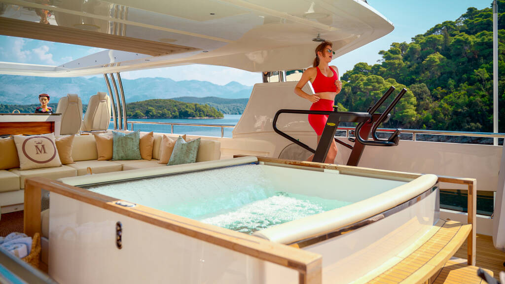 Princess 40m Mirage IV