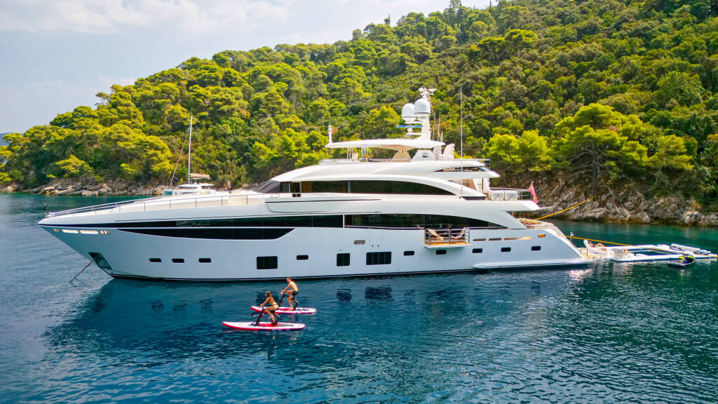 Princess 40m Mirage IV