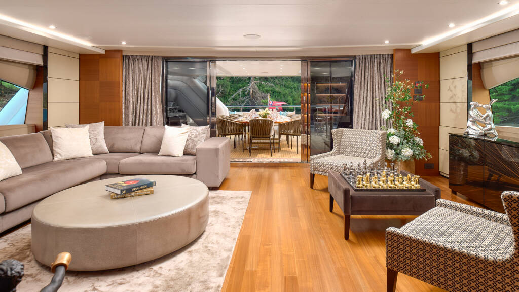 Princess 40m Mirage IV