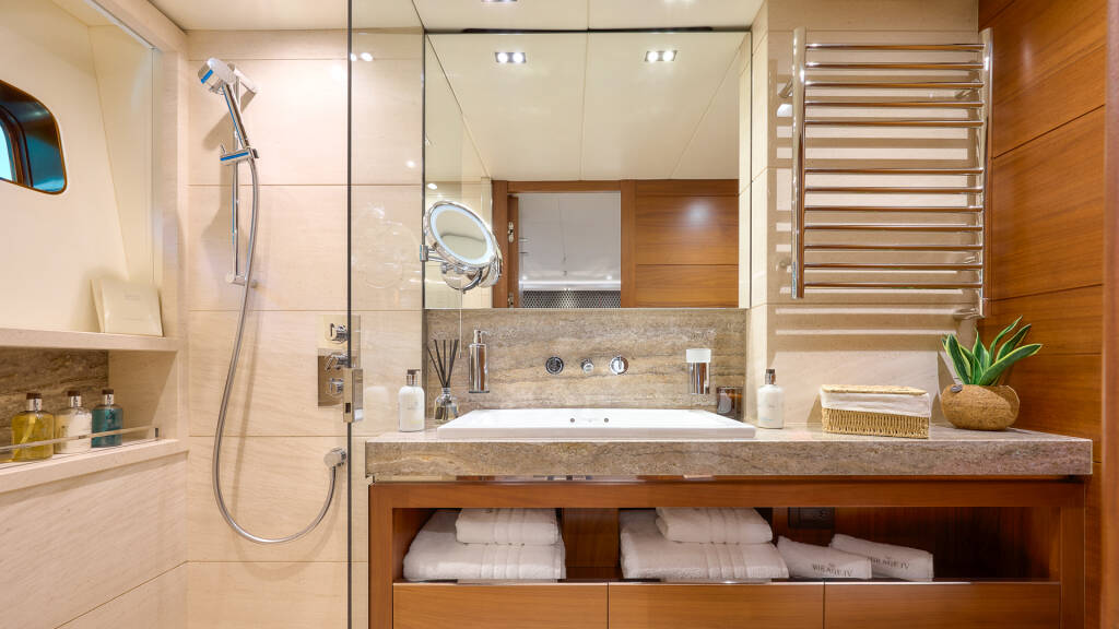 Princess 40m Mirage IV