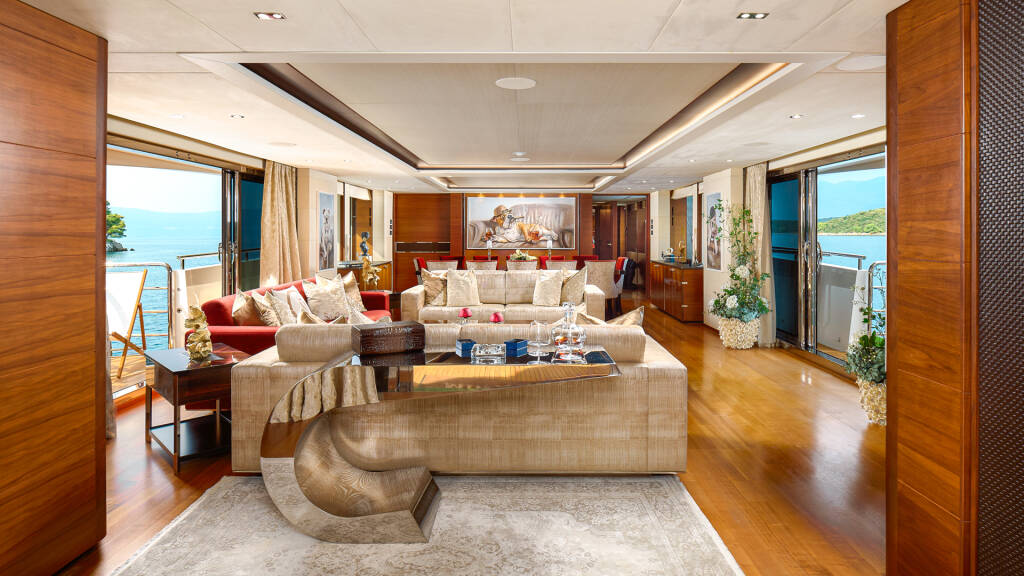 Princess 40m Mirage IV