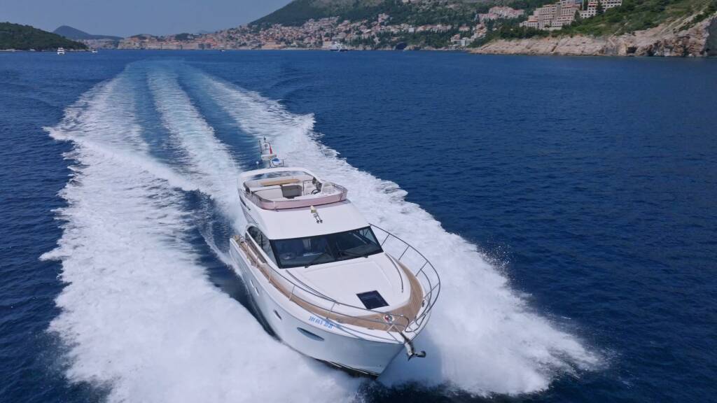 Princess F43 Contessa