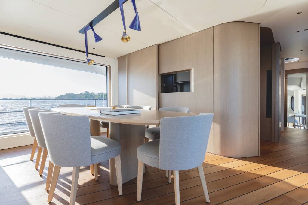 Azimut Grande 26M First Horizon