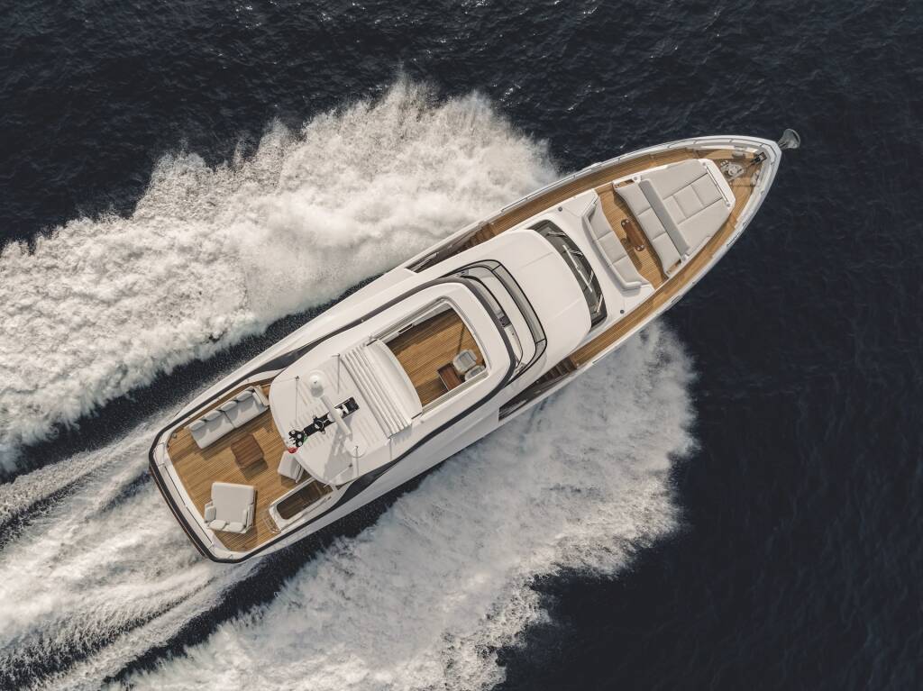 Azimut Grande 26M First Horizon