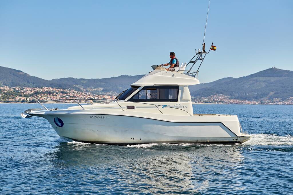 Rodman Fly 870 Txanpa Hiru