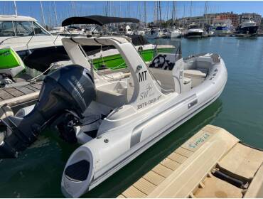 Ruyter 580 • Just R