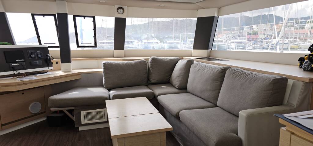 Saba 50 NINA IV