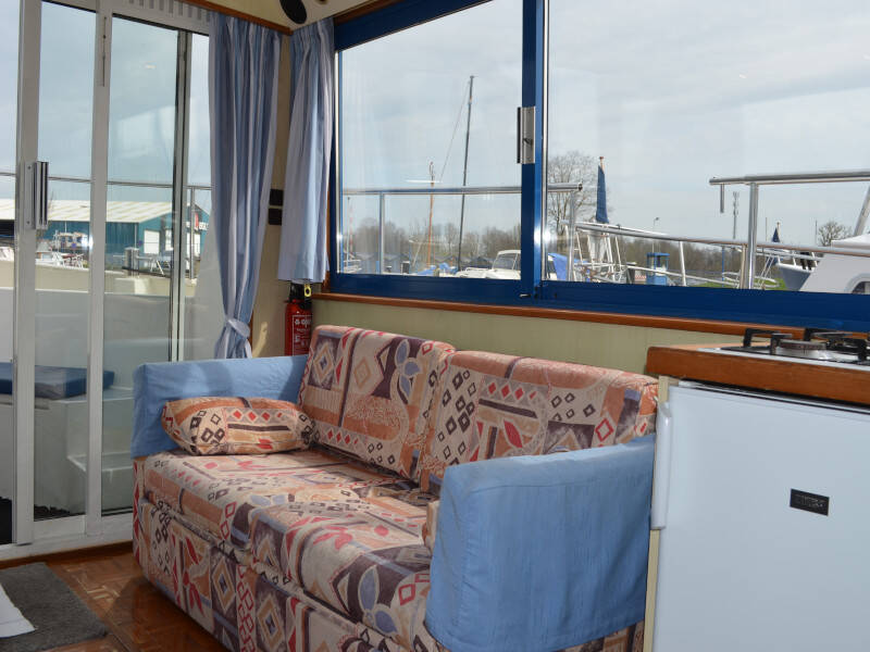 Safari Houseboat 1050 Queen