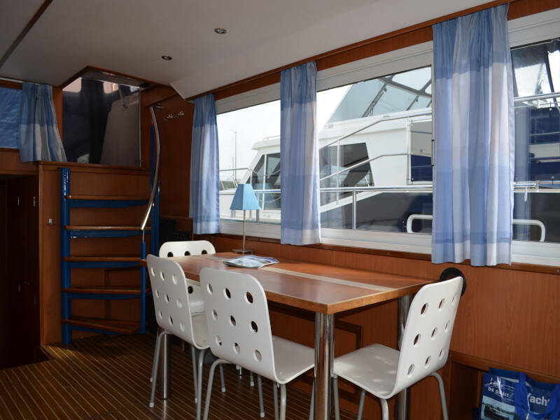 Safari Houseboat 1200 Holidaytime