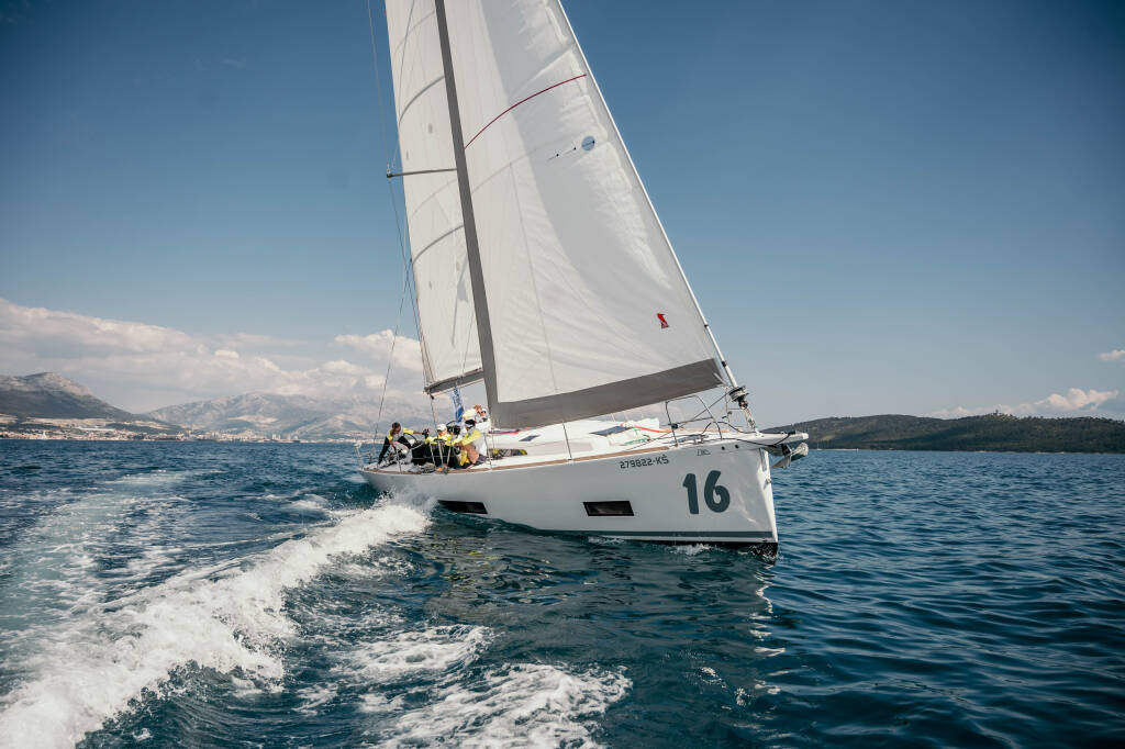 Salona 46 IRIS