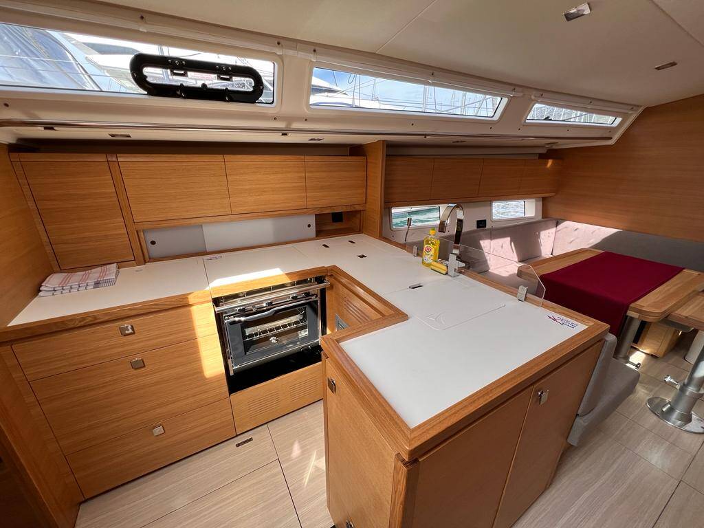 Salona 46 IRIS
