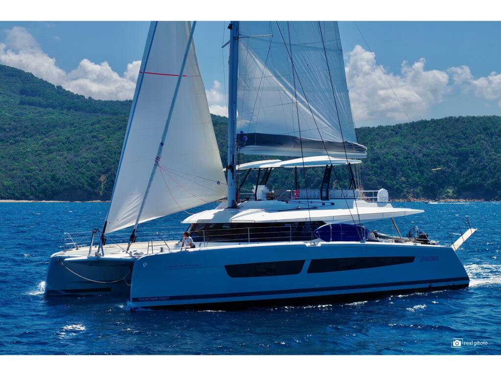 Samana 59 Maurice - Luxury Catamaran, A/C, Generator, Water maker