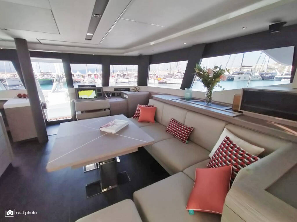 Samana 59 Libertà - Luxury Catamaran, A/C, Generator, Water maker, Solar panel