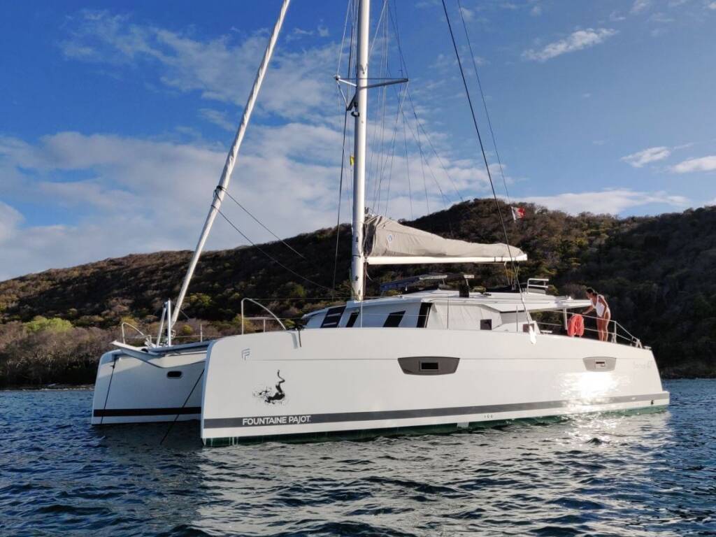 Saona 47 • Eclipsea | A/C, Gen, Water-maker, 12 pax
