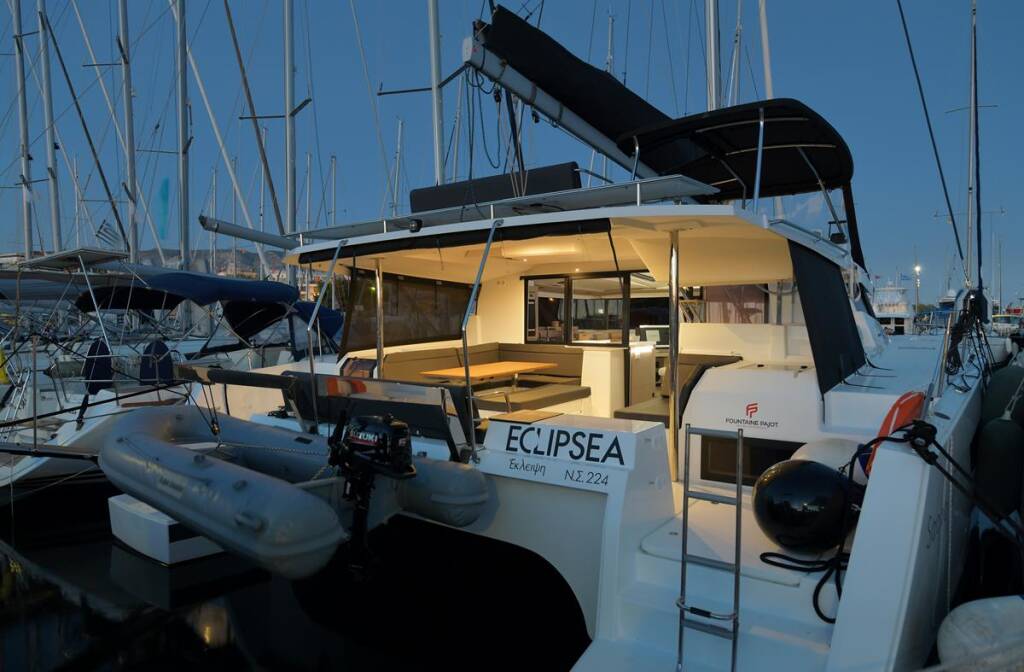 Saona 47 Eclipsea | A/C, Gen, Water-maker, 12 pax