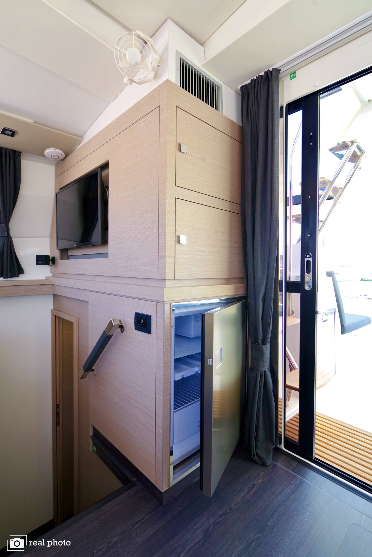 Saona 47 ORSA 3- A/C, Generator, Water maker