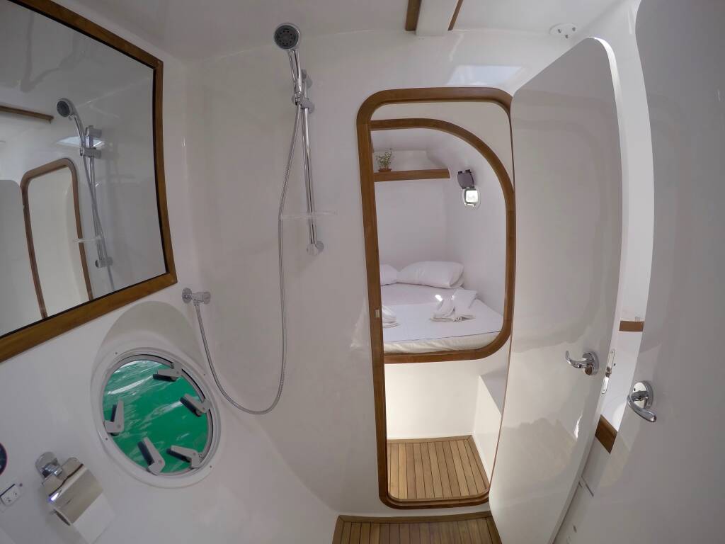 Sapphire Catamaran  Sapphire (cabin 2)
