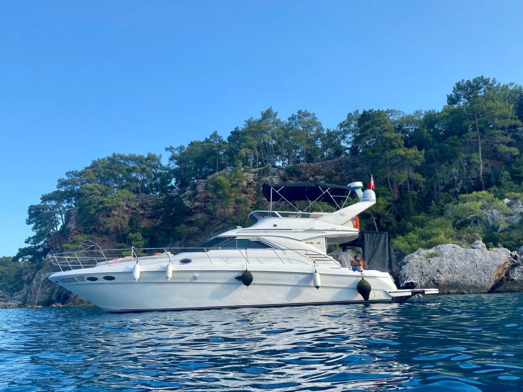 Sea Ray 400 Fantastic VIP