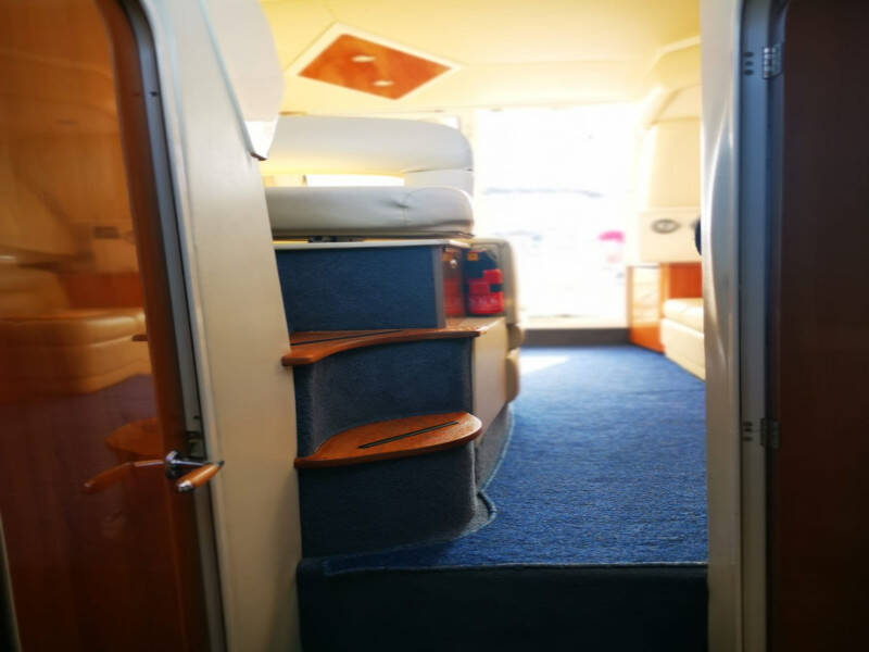 Sealine F34 Little One