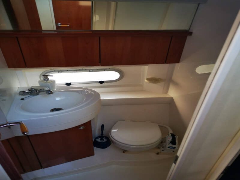 Sealine F34 Little One