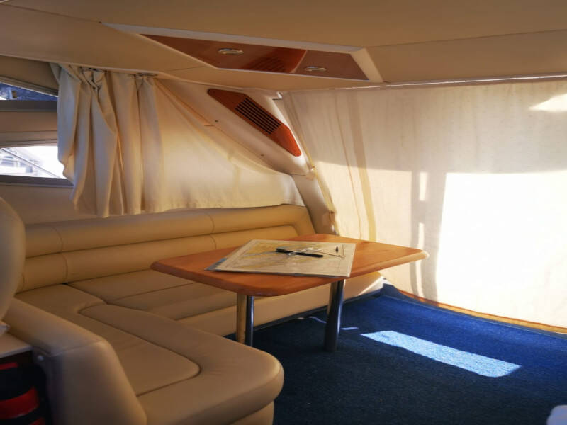 Sealine F34 Little One