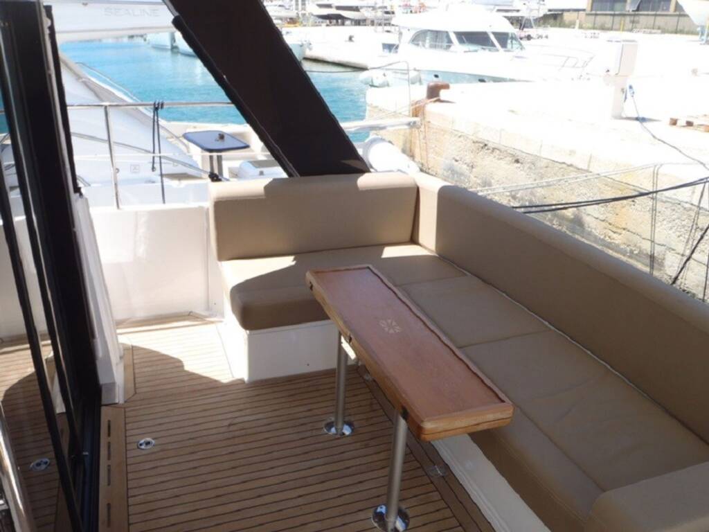 Sealine F450 ESA 4