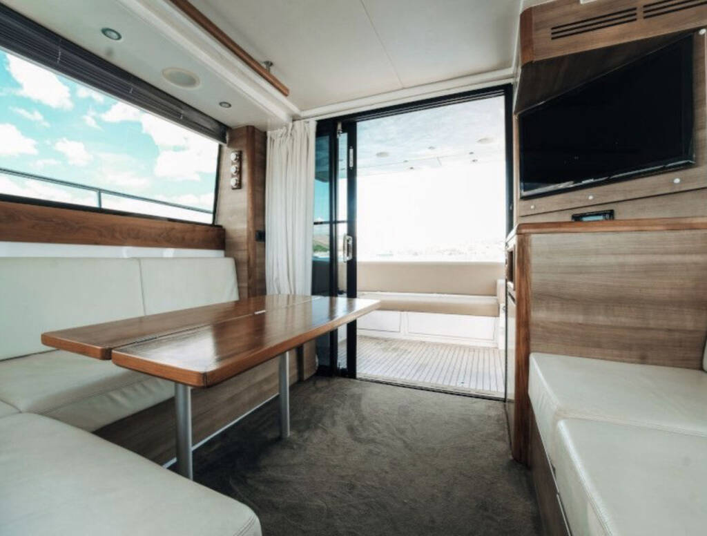 Sealine F450 ESA 4
