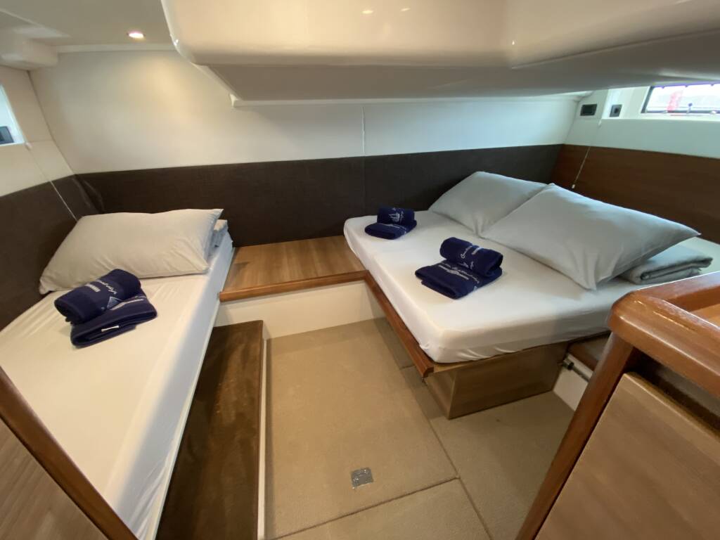 Sealine F450 ESA 4