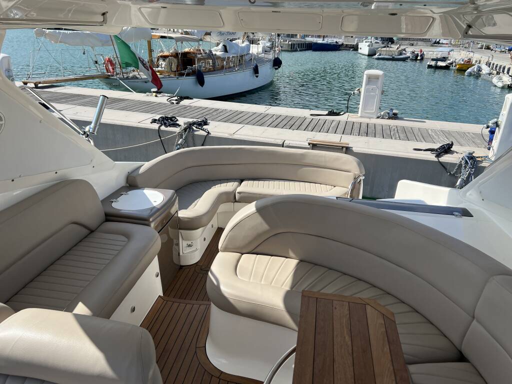 Sealine S 42 Orca