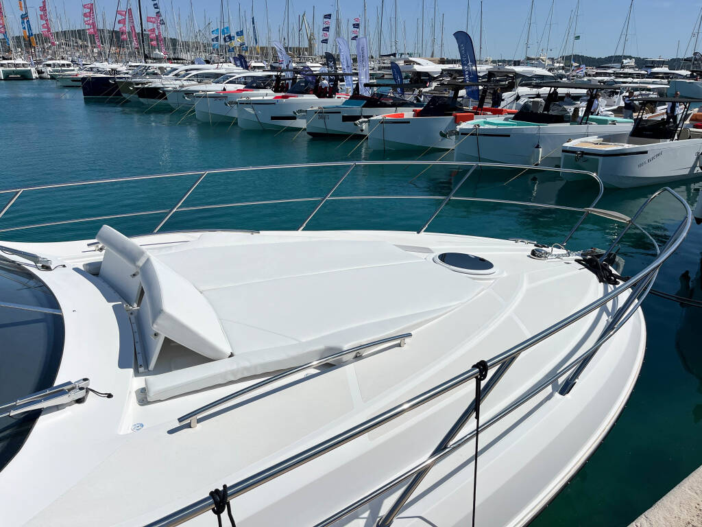 Sessa C38 BRAČ