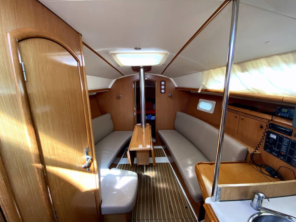 Sun Odyssey 32 Zarif