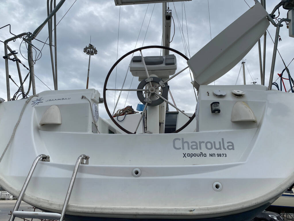 Sun Odyssey 32i Charoula