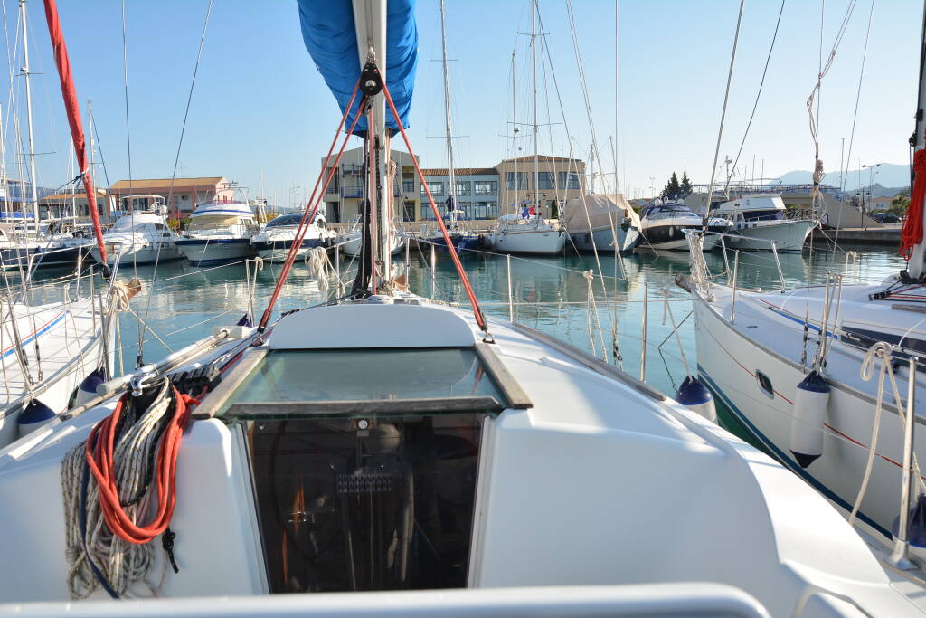 Sun Odyssey 32i Charoula