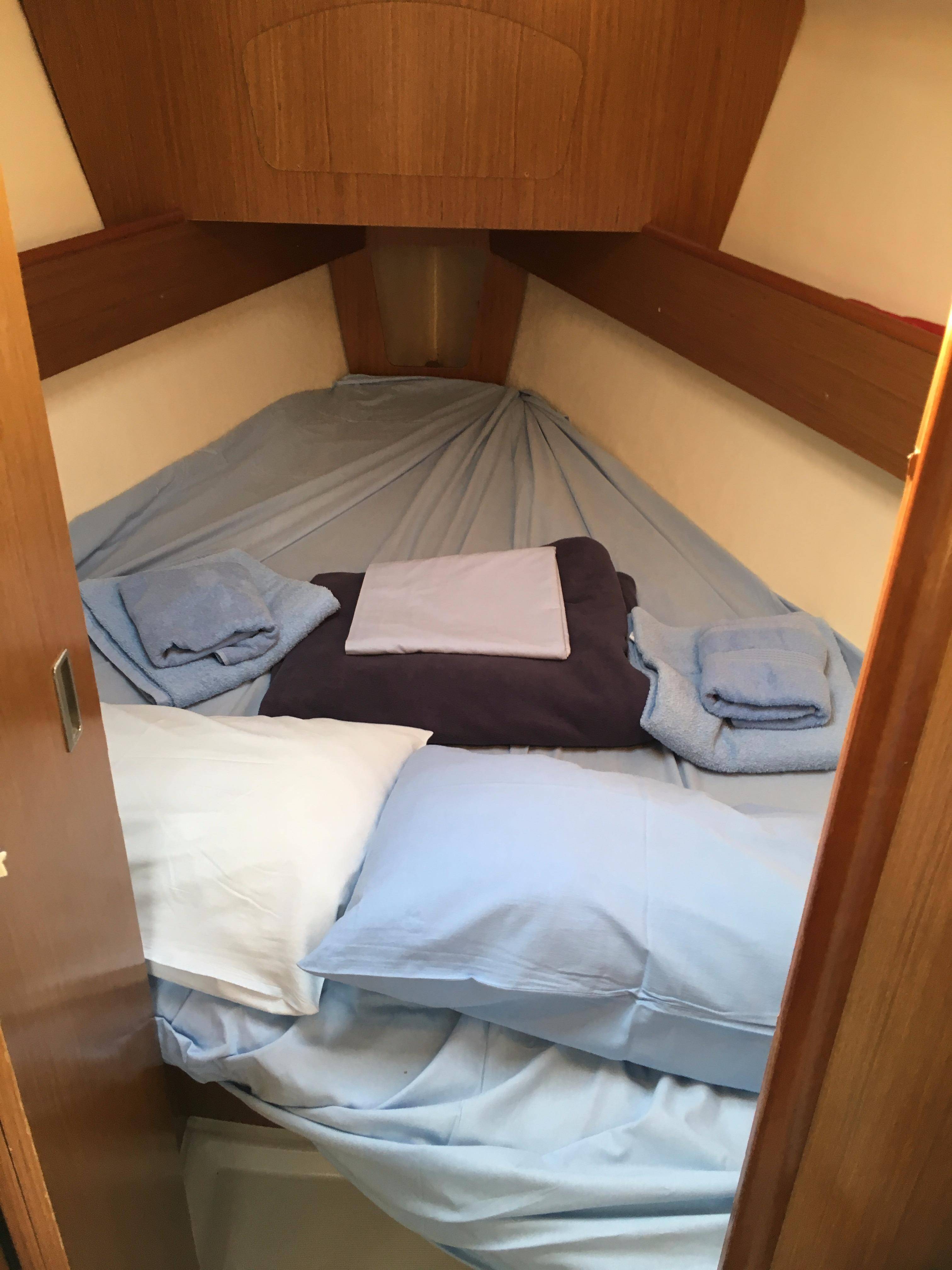 Sun Odyssey 32i Charoula