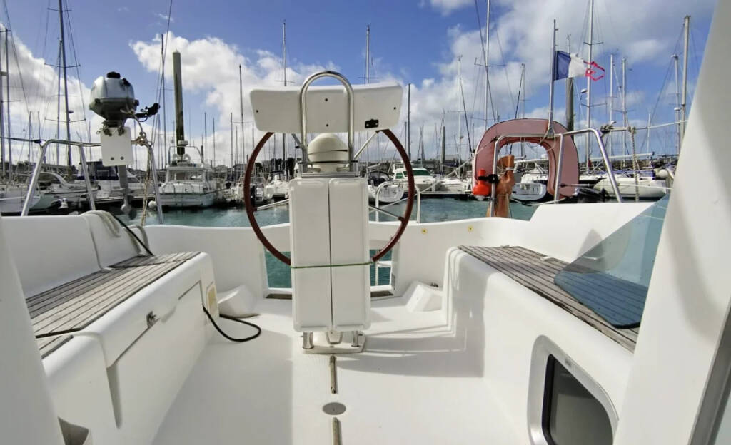 Sun Odyssey 32i  Jami 3