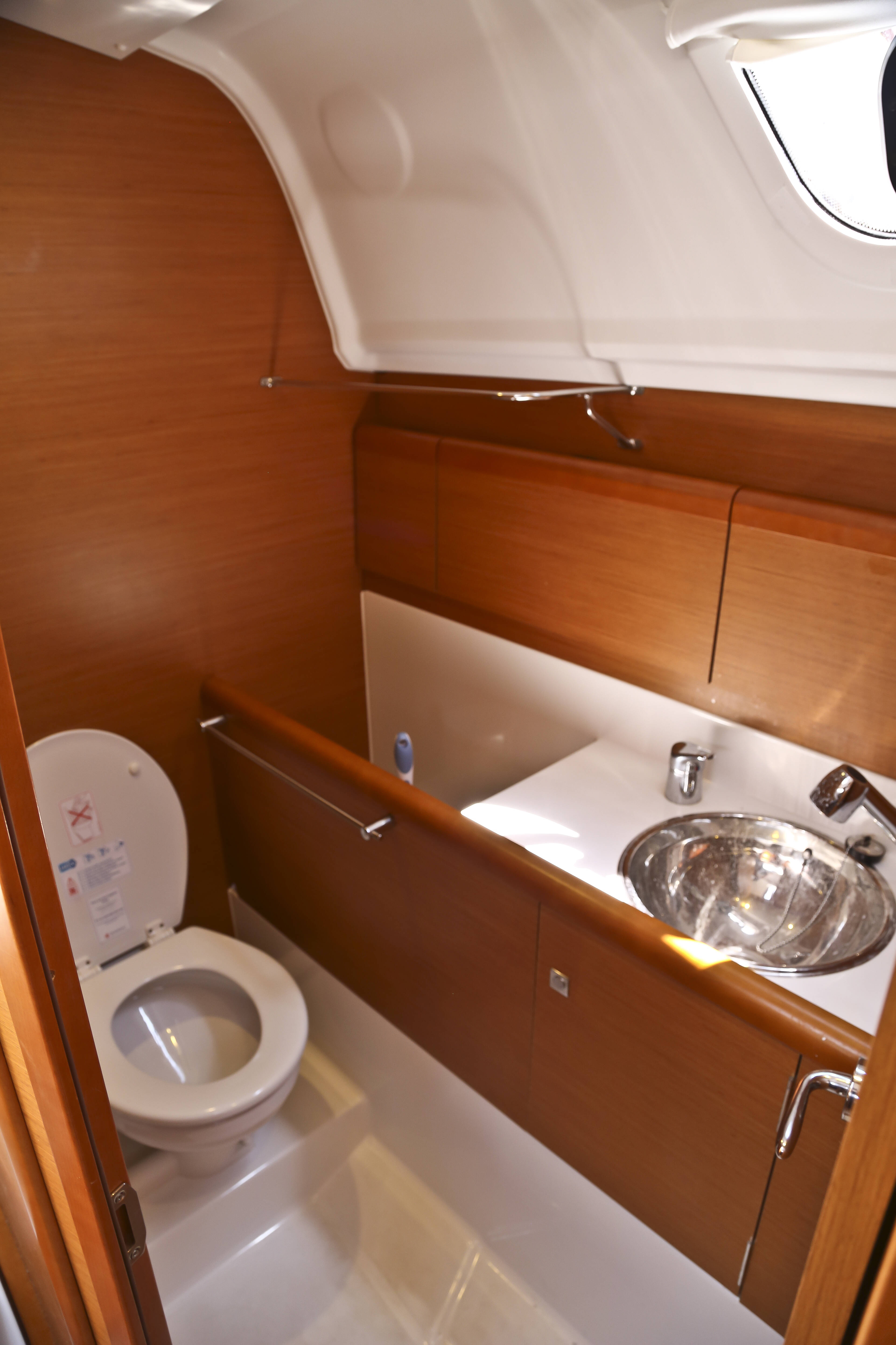 Sun Odyssey 33i Afroessa
