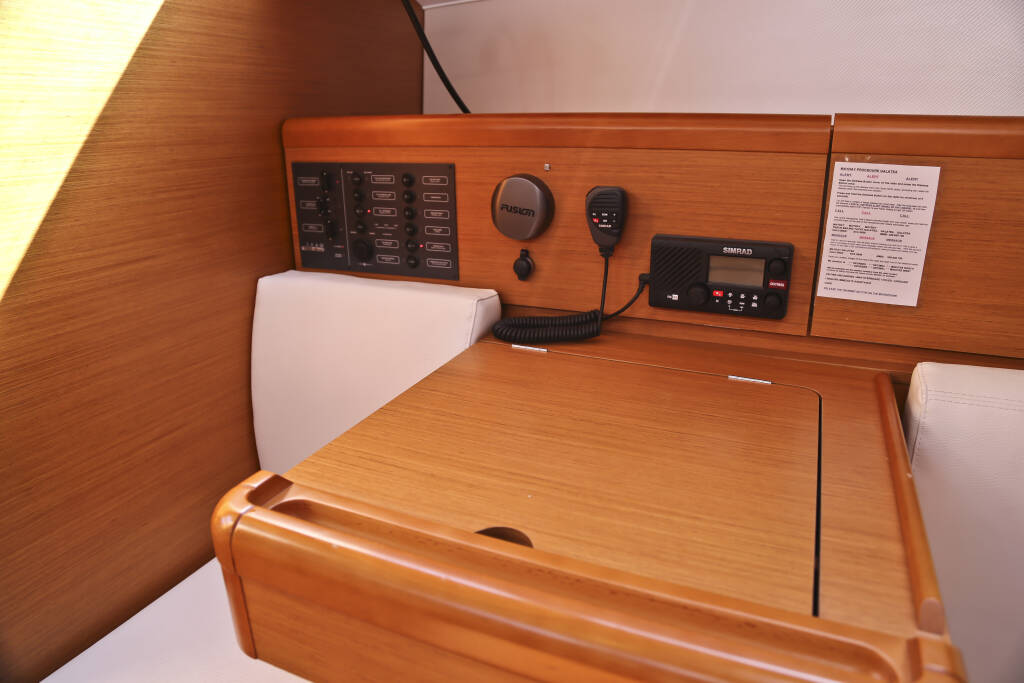 Sun Odyssey 33i Galateia