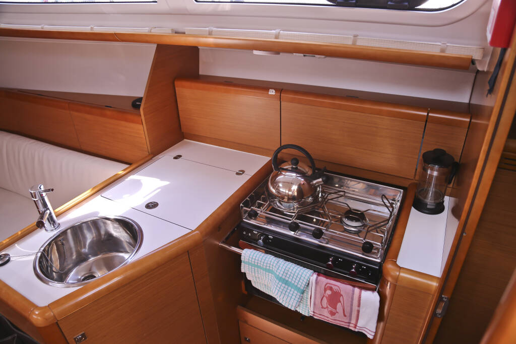 Sun Odyssey 33i Galateia