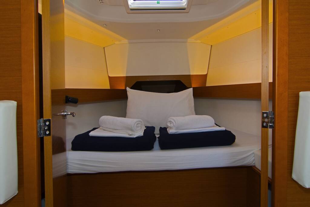 Sun Odyssey 349 Cha-Cha