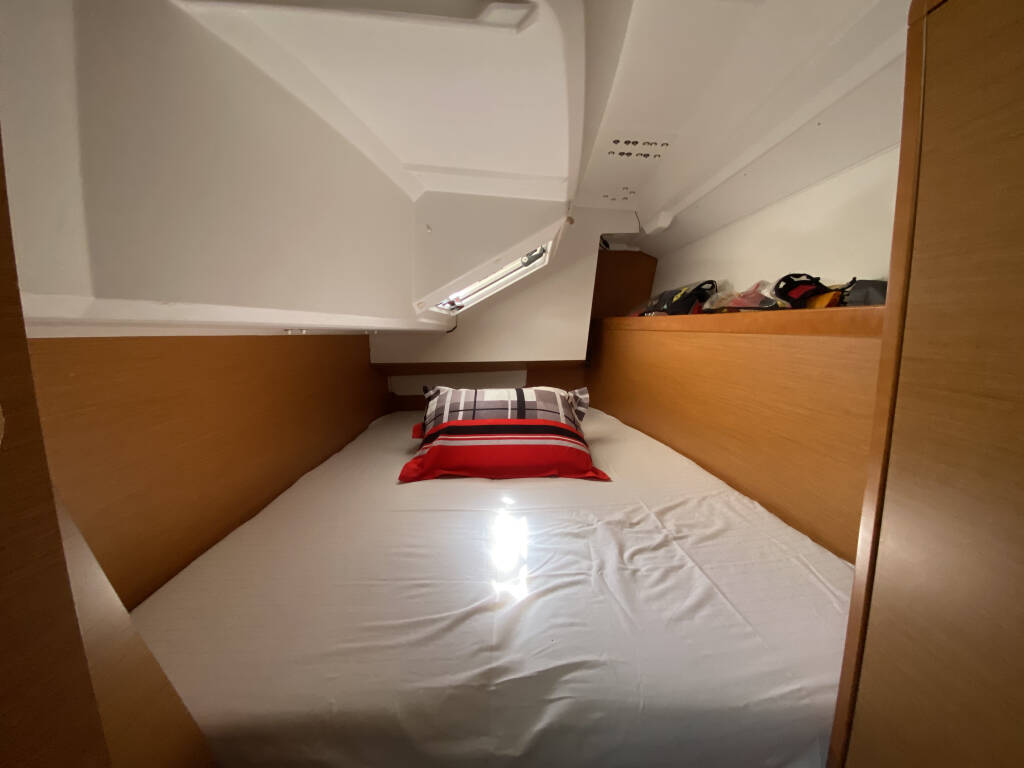 Sun Odyssey 349 Blue Dreams