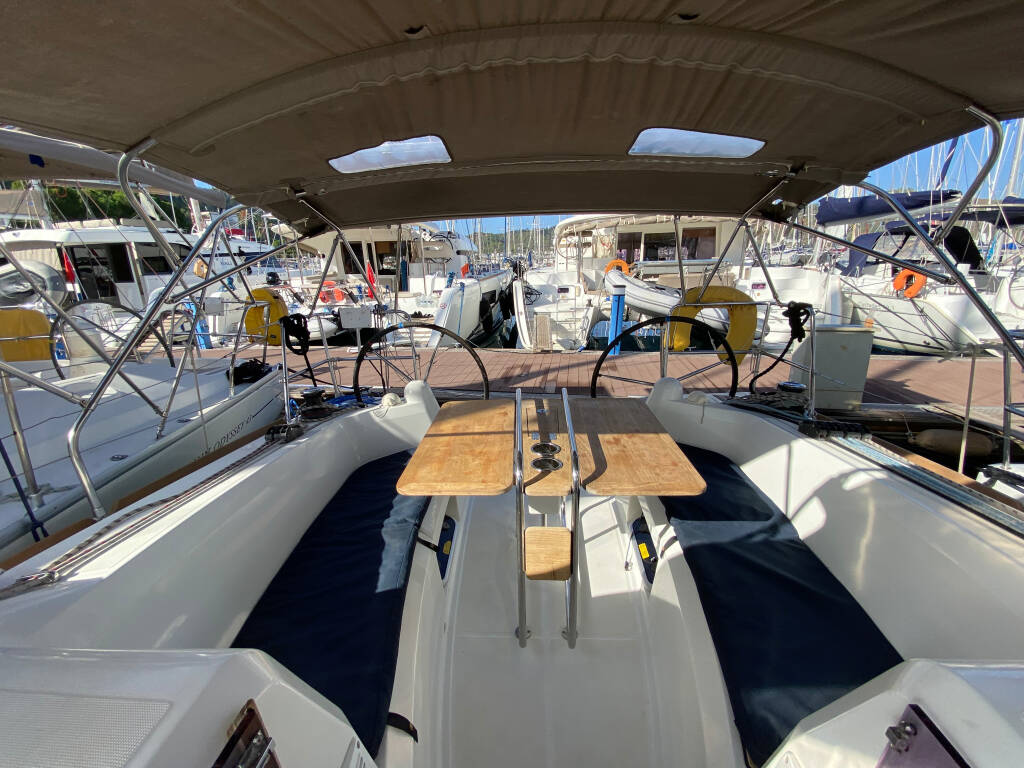 Sun Odyssey 349 Blue Dreams