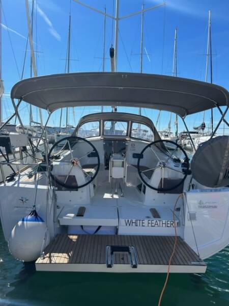 Sun Odyssey 349 • White Feather