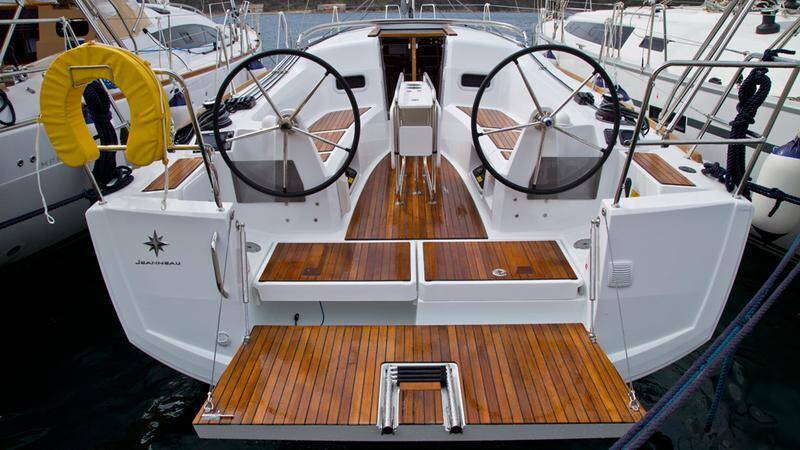 Sun Odyssey 349 • SheShe